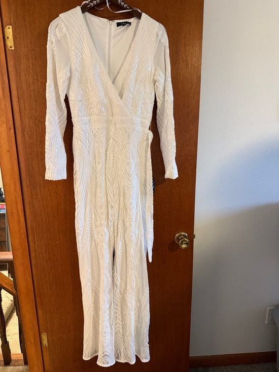 Lulus Pants - NWT Lulu’s White Sequin Bridal Jumpsuit - M